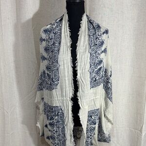 White & Navy Scarf Kimono